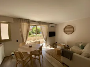 Beautiful 2-bedroom apartment – Swimming pool – Centre Sainte-Maxime - Image 3
