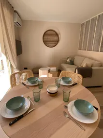 Beautiful 2-bedroom apartment – Swimming pool – Centre Sainte-Maxime - Image 5