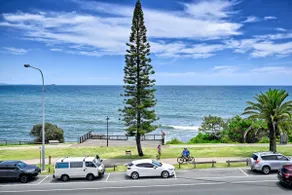 Alexandra Headland Ocean Dream - Stunning View ZA6 - Image 5