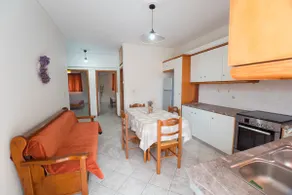 Apartment in the heart of Neapolis. - Image 5