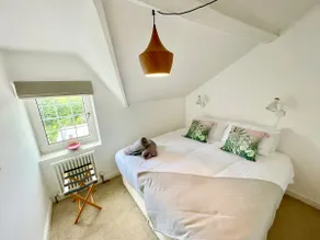 Charming Stone Cottage: Hot Tub, Games Room - Image 3