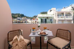 Maison Downtown Luxury Apartments! - Image 5