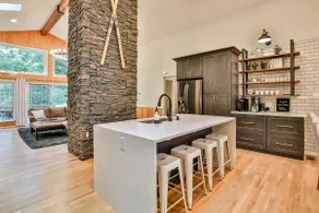 Lake Laura passes! 5B/4Ba, XL kitchen, firepit - Image 4