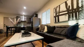 1 Bedroom/1 Bathroom Guesthouse - Image 2