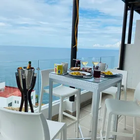 Beautiful ”Veleros Apartment” facing the sea. - Image 3