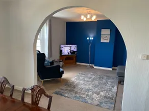 2 Bedroom Holiday Apartment with Sea Views - Image 3