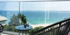 Porthia Penthouse, 2 bedrooms, 2 bathrooms, sea views, parking and free WiFi - Image 5