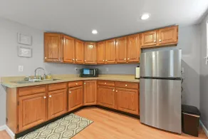 Lovely 2-bedroom apartment near McDaniel College - Image 4
