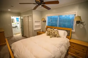 2 full bedroom, 2 full bath farmhouse - Image 4
