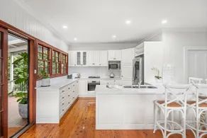 Beautiful View Cottage – East Toowoomba - Image 3