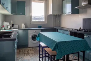 La Mature - Image 4