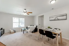 Modern Carolina family place - Image 4