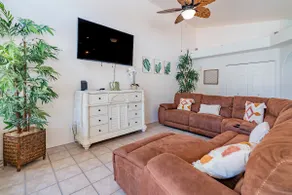 ☀️🌵Tropical Desert Oasis. HEATED Pool & Spa no charge. Private, large yard 🌴🏜 - Image 2