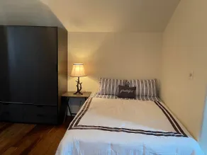 Luxury Studio Cottage - Image 4