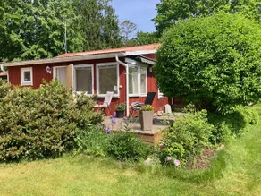 Cozy cabin close to the sea - Image 2