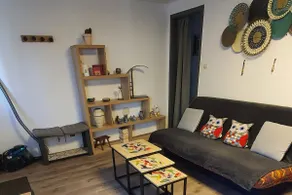 2 rooms with independent entrance - Image 2