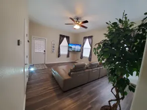 Cedar Street Stay - Image 2