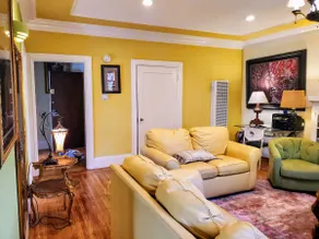 Colorful 1BR apartment in Elmwood - Image 4