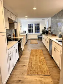 Bristol by the Bay, Waterfront Retreat, Sleeps 12! - Image 5