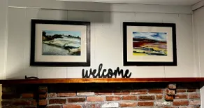Comfy chalet near town, lake, skiing and hiking - Image 3