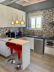 ELENA'S HOUSE - Image 2