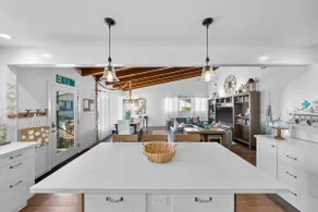 Beach Living - Pool/Spa Home in Seal Beach - Image 2