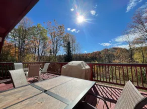 Piper Haus Chalet Unit 2 - Image 4