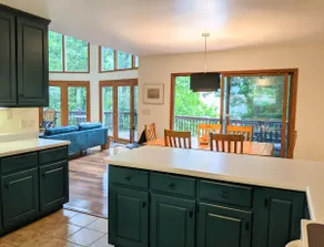 Lakefront! Little Hickory Hideaway 3 Bedroom - Image 3