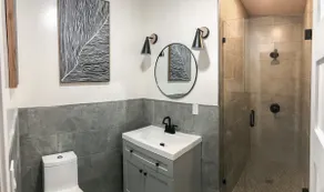 Old Town experience! Stylish home + parking! - Image 3