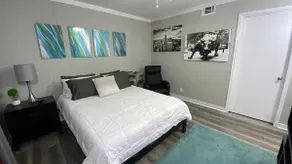 Catch the Spirit and Vibe of South Austin! - Image 4
