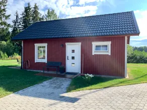 Newly built holiday home with pool near the beach - Image 2