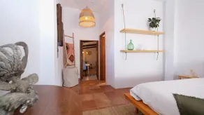 Olivia - Image 2