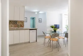 Coloma & Palo Beach by ELE Apartments - Image 2