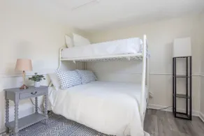 Charming Waterfront Cottage in Bristol, RI - Image 5