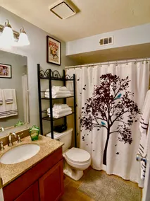 Coastal Garden Retreat: Close to beaches! - Image 4