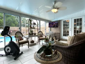 OUTDOOR ENJOYMENT WITH A POOL AND LAKE ACCESS ! - Image 2