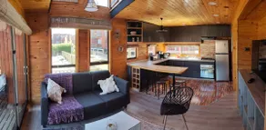 A condominium loft with direct access to the beach - Image 5