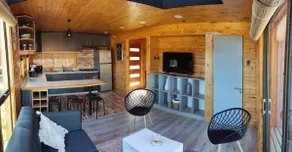 A condominium loft with direct access to the beach - Image 4
