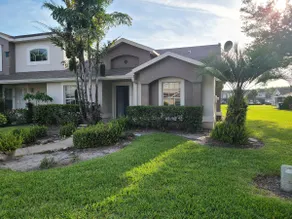 Cheerfull 3 br townhouse with pool near everything - Image 2