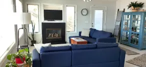 Spacious Lake Henry Cottage - Image 3