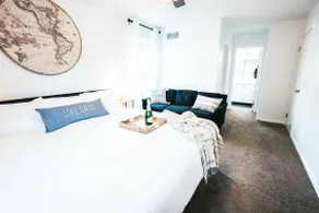 Fireplace, theater room, & fully equipped kitchen - Image 3