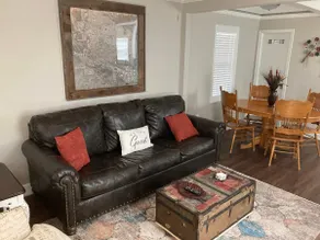 The Guest House - Image 4