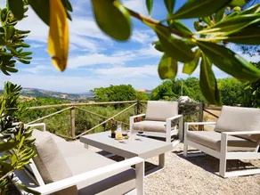 Glamping in the vineyard with sea and mt view - Image 5
