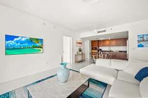 ★★ Magnificent Unit with Priceless Views W Icon ★★ - Image 3
