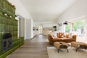 Cheerful fully renovated 3 bedroom house - Image 4