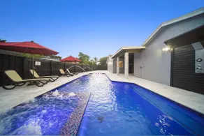 Luxury Vacation Home - Private Pool Outdoor Living - Image 5