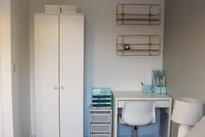 Paris Themed, 1 Bed house with allocated parking - Image 5