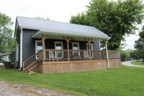 The Beehive in Bee Springs - Image 4