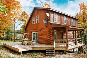 Large Hidden Cabin - ”Ophelia's Cabin” - sleeps 6 - Image 2