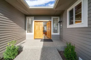  Wapato Point Pool Side Home Sleep 8, 3 Bed 2.5 Bath, Lake Views by Outdoor Pool - Image 4